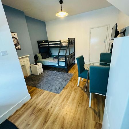 London Guest Studios 8 Екстериор снимка